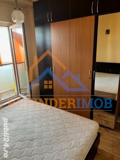 Trafic Greu, Liberty Mall, sector 5, vanzare apartament 3 camere.
