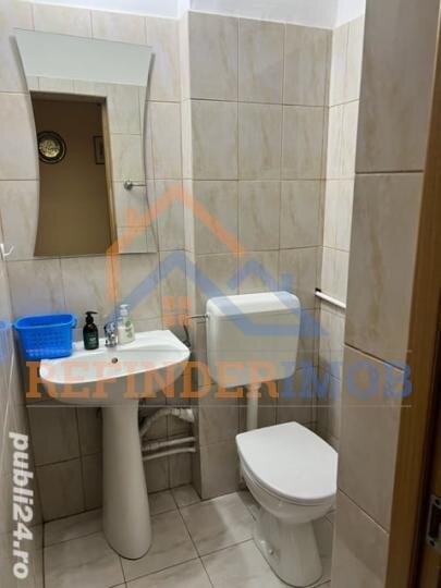 Trafic Greu, Liberty Mall, sector 5, vanzare apartament 3 camere.